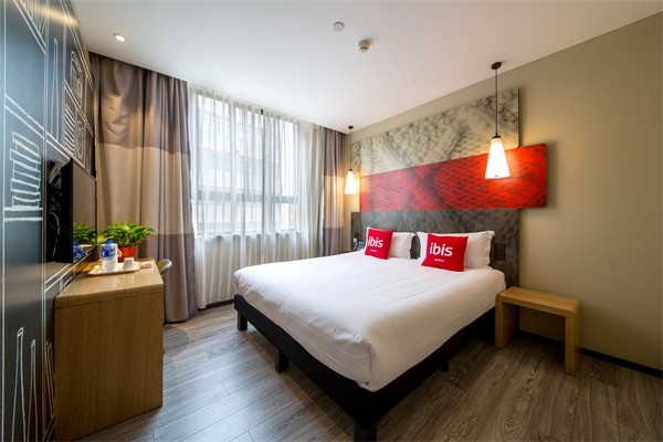 宜必思高级酒店